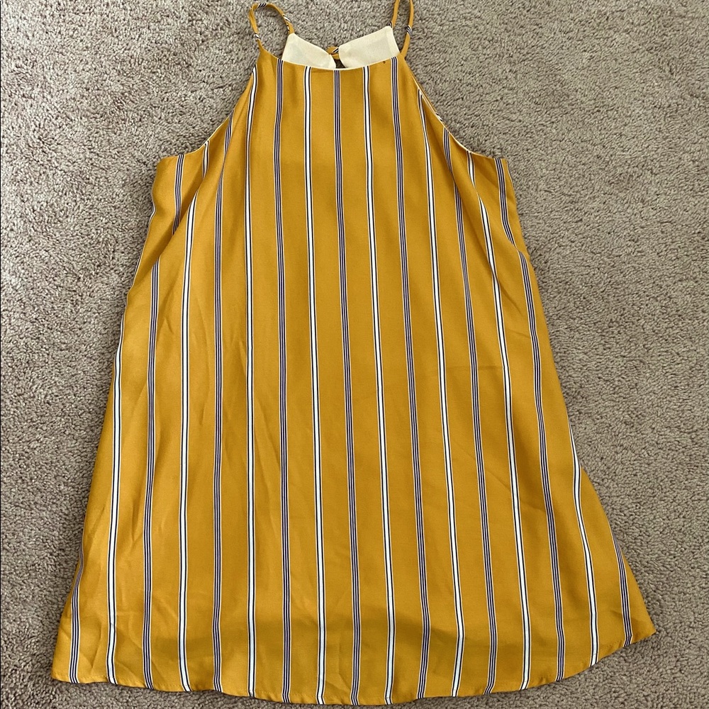 Lulu’s mid length dress. Size: small